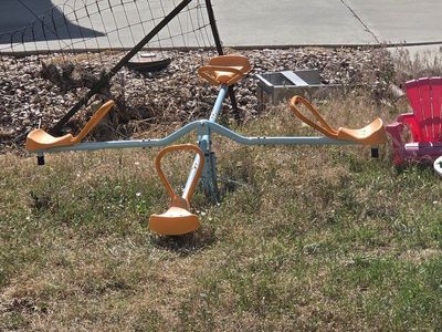 Kids Outdoor Teeter-Totter Backyard Play Set