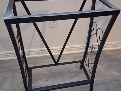 10 Gallon fish Stand
