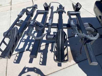 Thule T2 Pro XT 4-Bike Platform Rack
