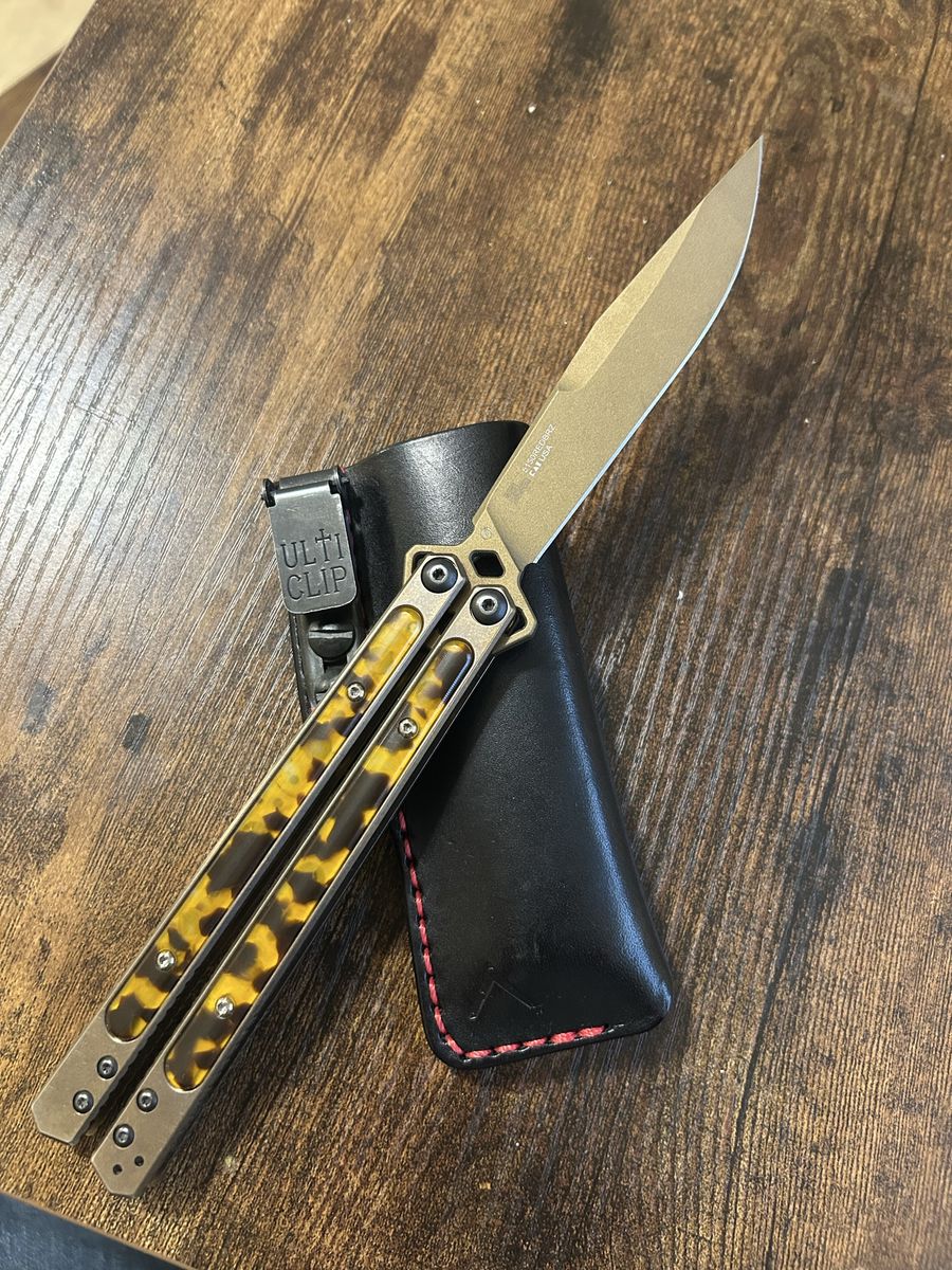 Kershaw lucha butterfly knife with leather pocket sheath