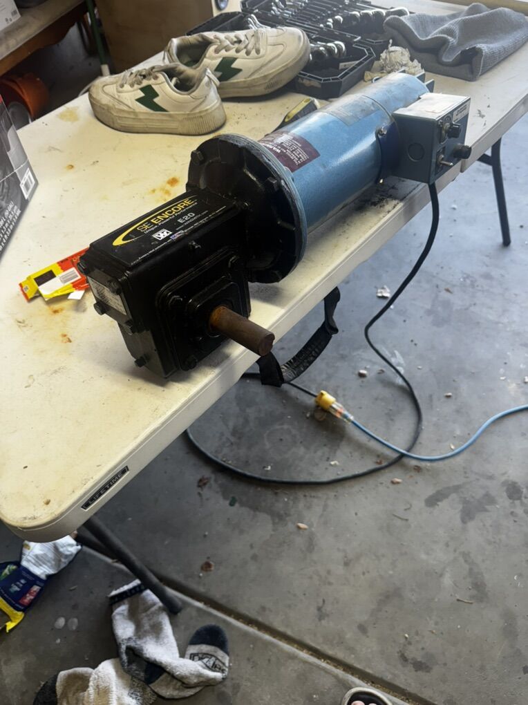 Electric Motor With Gearbox