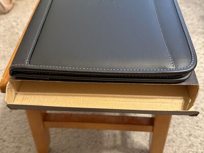 Brand New Leed's Leather Executive Padfolio