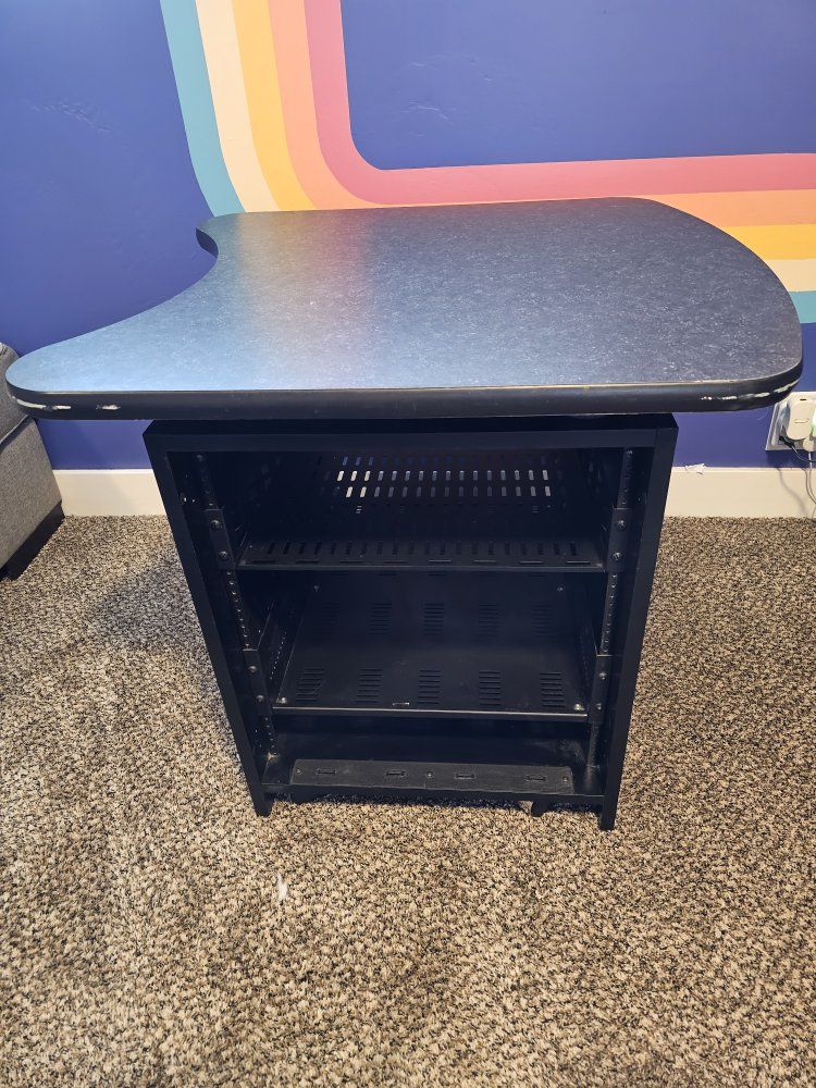 12U rolling network rack w/ tabletop