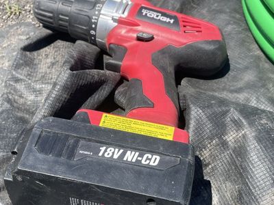 Hyper Tough 18V Ni-Cd Cordless Drill Driver - Red & Black with Battery (AQ75005G-B)