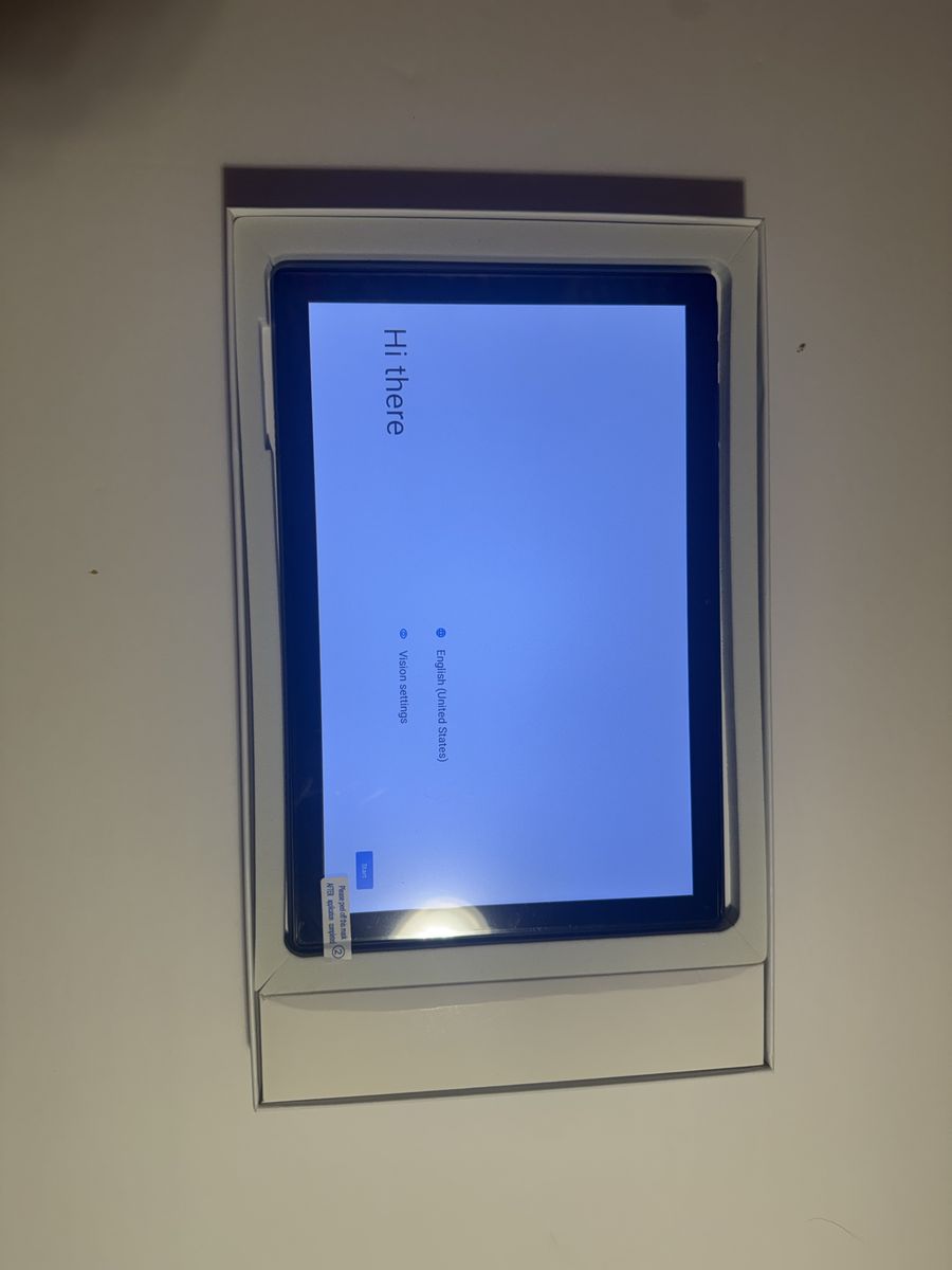 NEW Byybuo SmartPad A10_L 10.1" Android Tablet (64GB) w/ Case & Charger