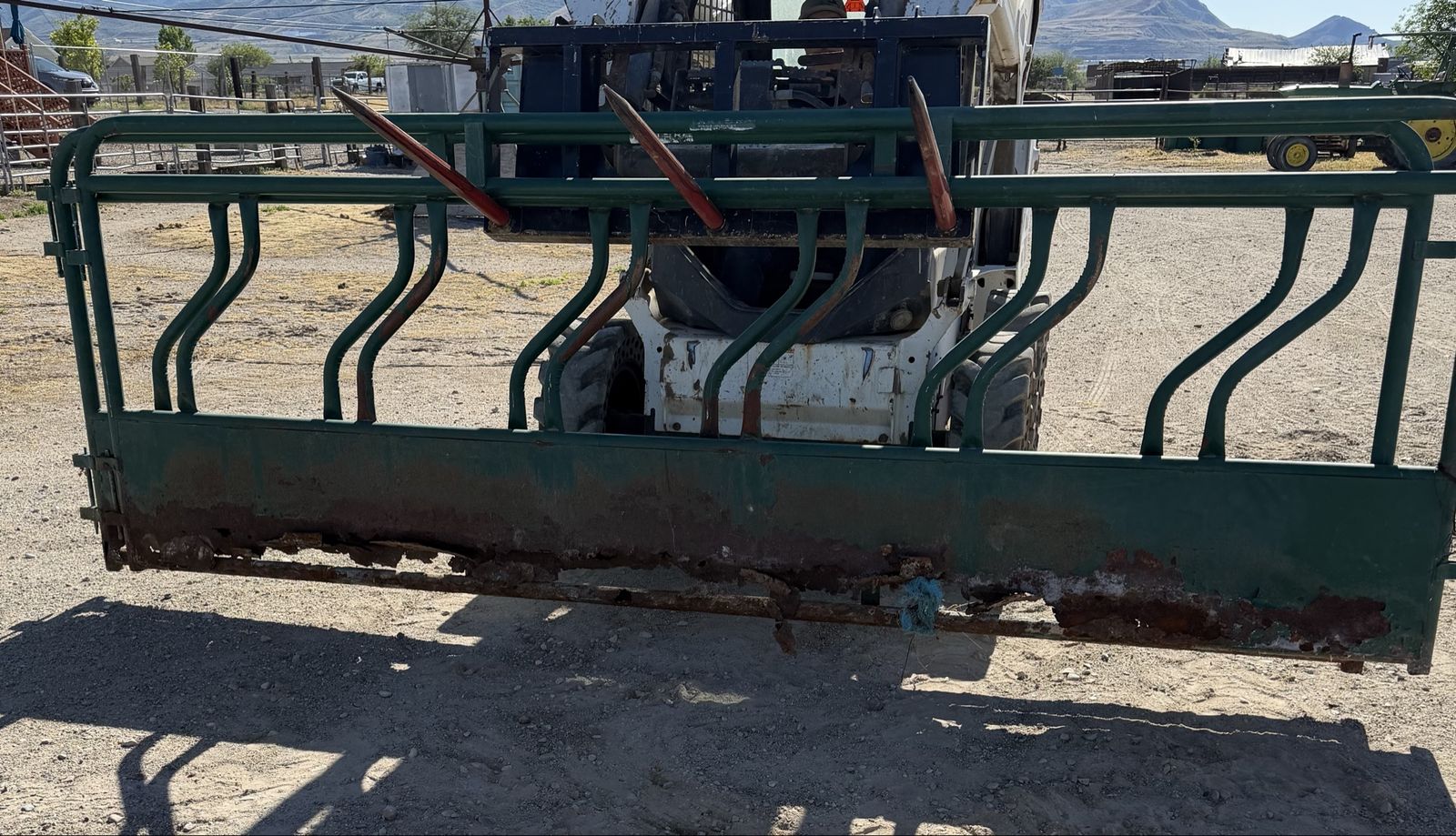 2—12 foot cattle panel feeders