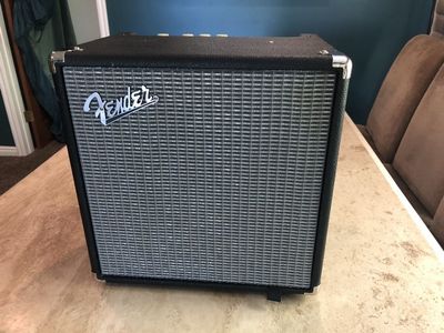 Fender Rumble 25 - 25W Bass Amp