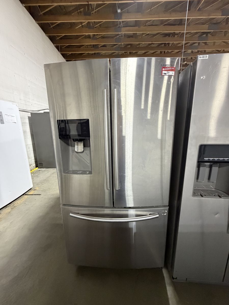 BIG DEALS NOW! SAMSUNG FRENCH DOOR FRIDGE