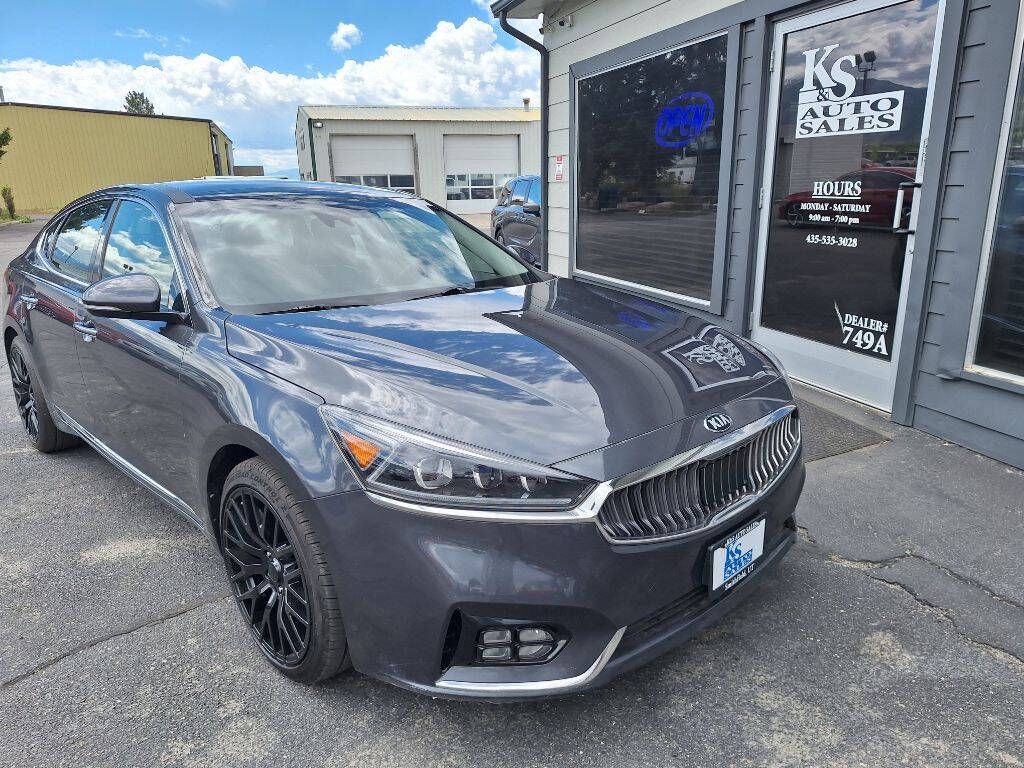 2018 Kia Cadenza Technology