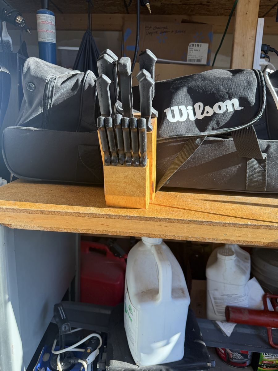 Farberware Knife Set with Wooden Block Storage Stand