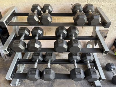 ️️ Hex Dumbbell Set w/ Rack – 25–50 lbs (home gym!)