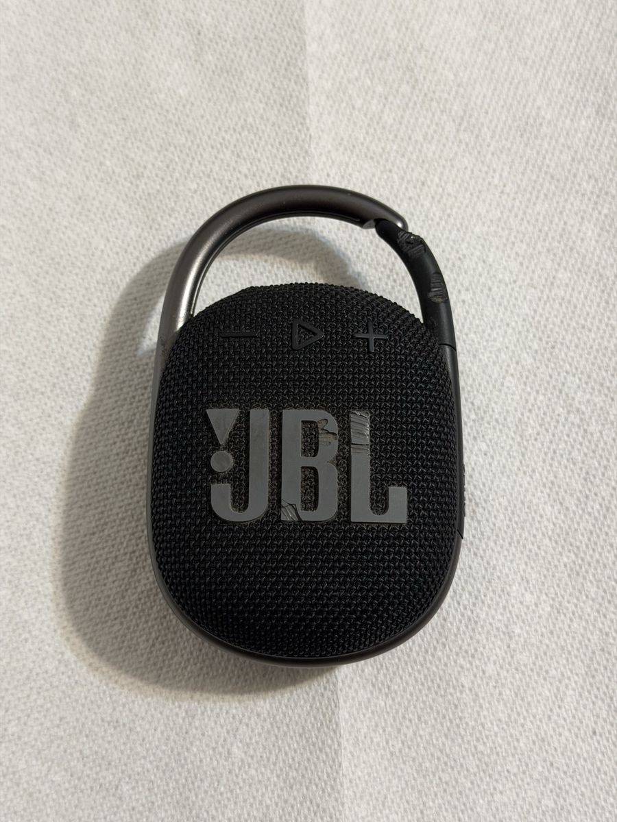 JBL Clip 4