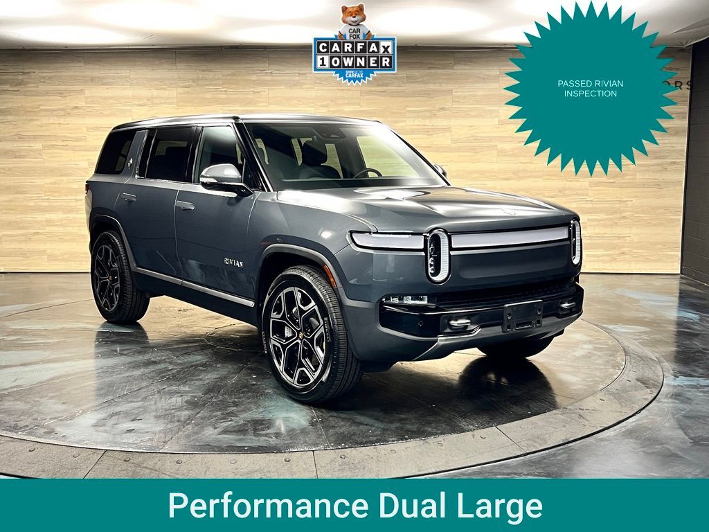 2023 Rivian R1S Adventure