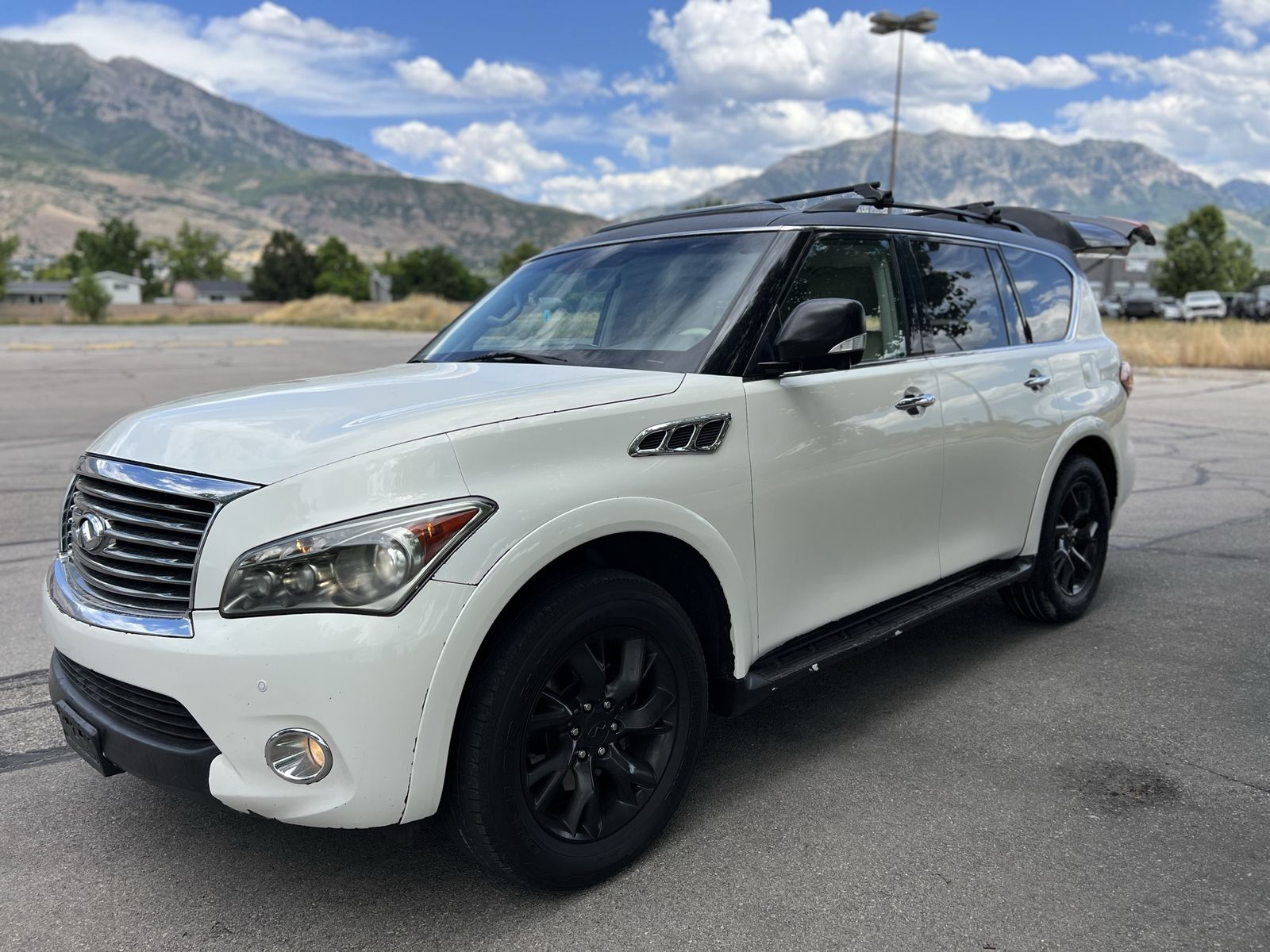 2012 Infiniti QX56 Base