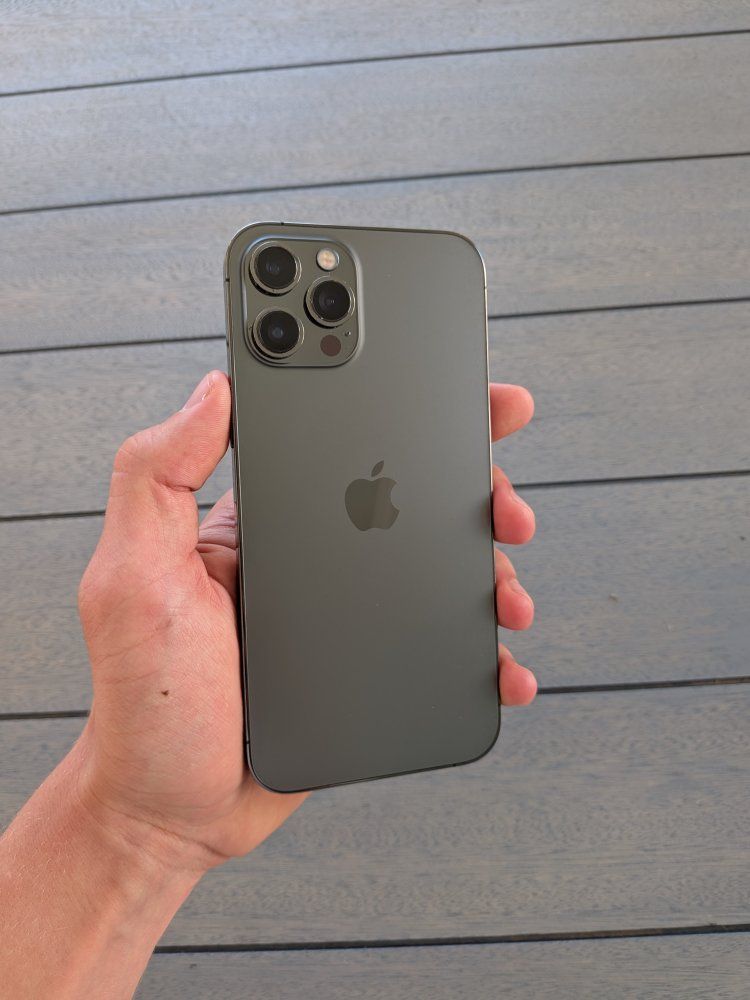 iPhone 12 Pro Max - Unlocked - 128 Gb