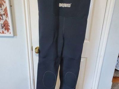 New Hodgman fishing Neoprene waders size XL