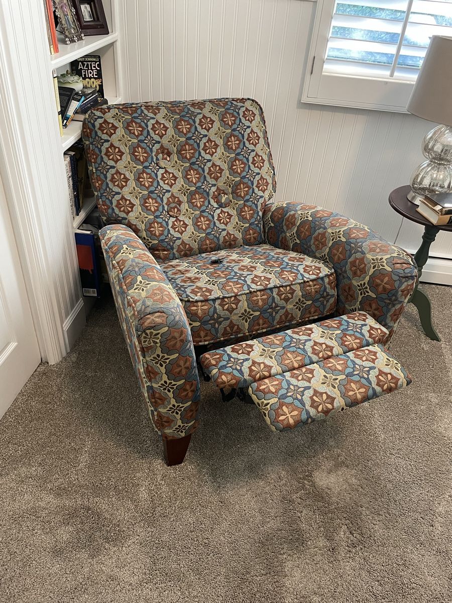 Recliner Chair