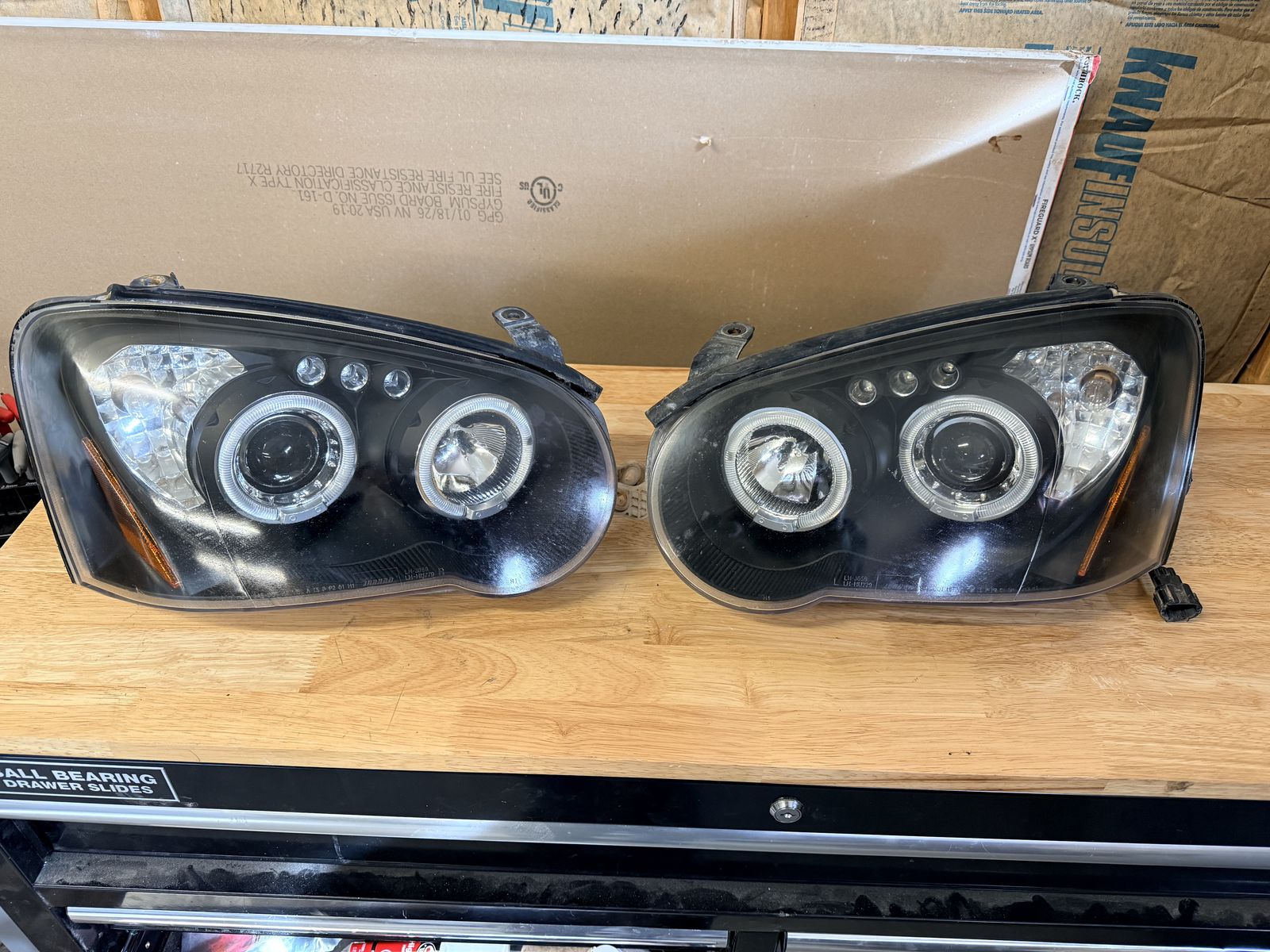 2004-2005 Subaru Headlights
