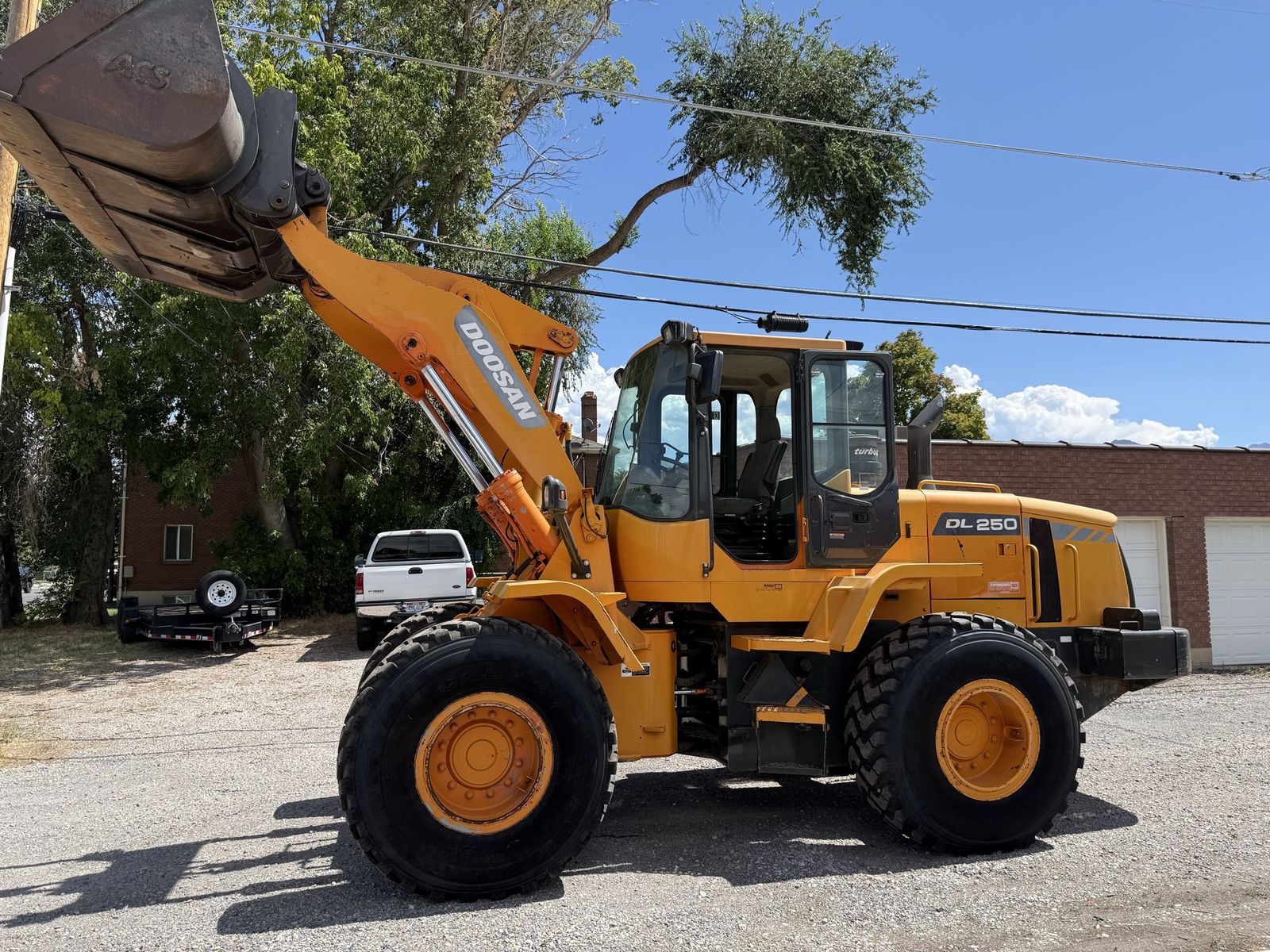 Doosan DL250
