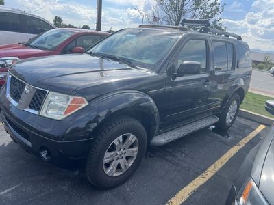 2006 Nissan Pathfinder LE