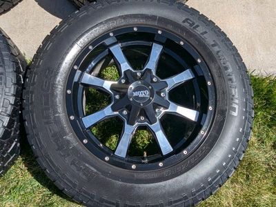 Pathfinder All Terrain & Moto Metal wheels 275/65R18 F150