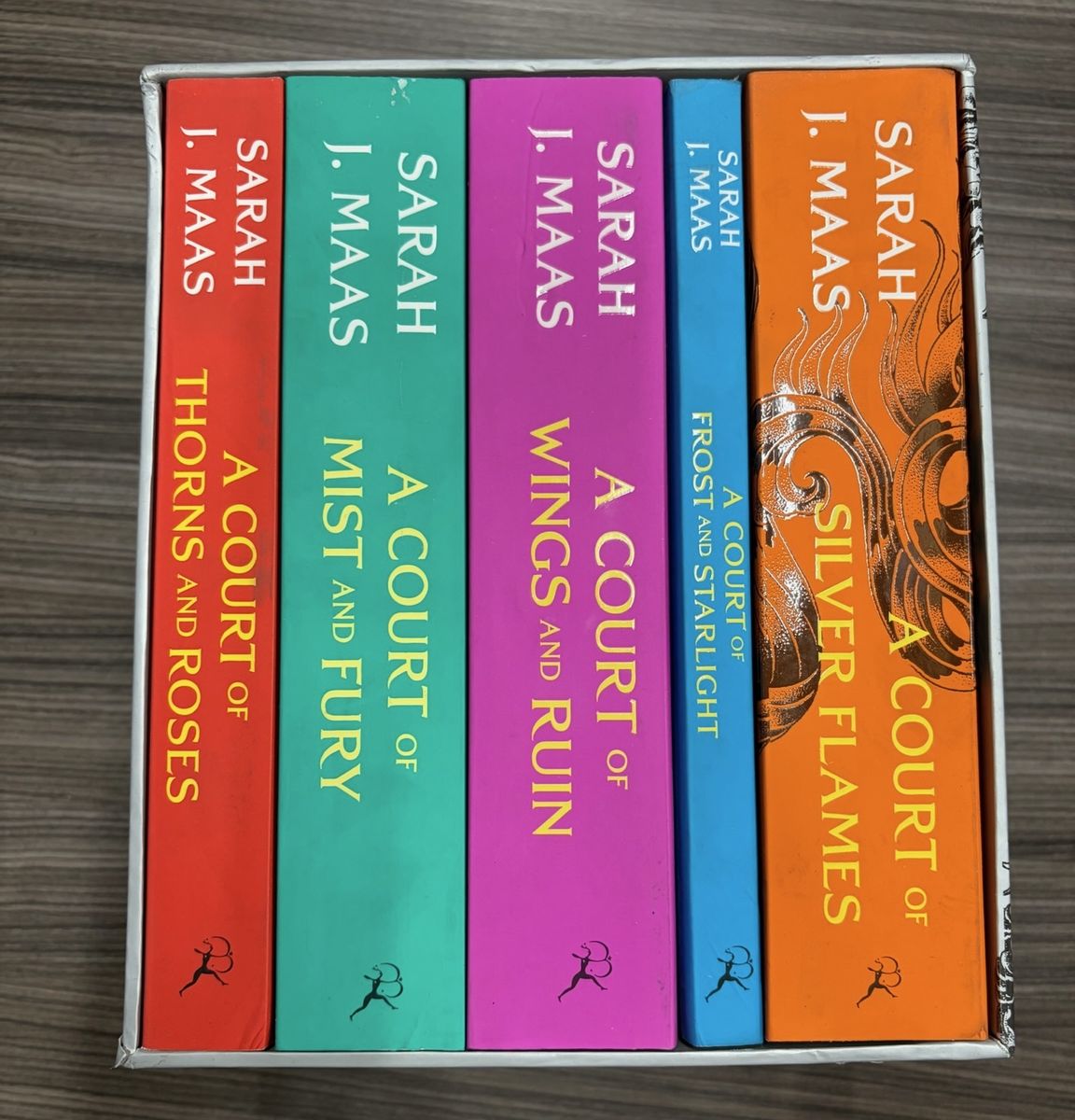 A Court of Thorns and Roses Book Set