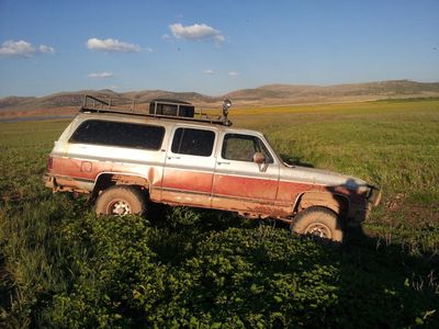 1989 G M C suburban 1500
