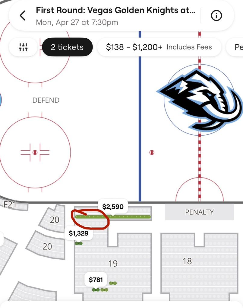 Mammoth, row 2, entrada club and parking