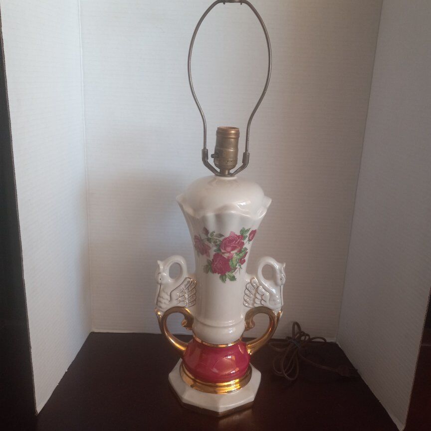 ANTIQUE PORCELAIN LAMP 50% OFF