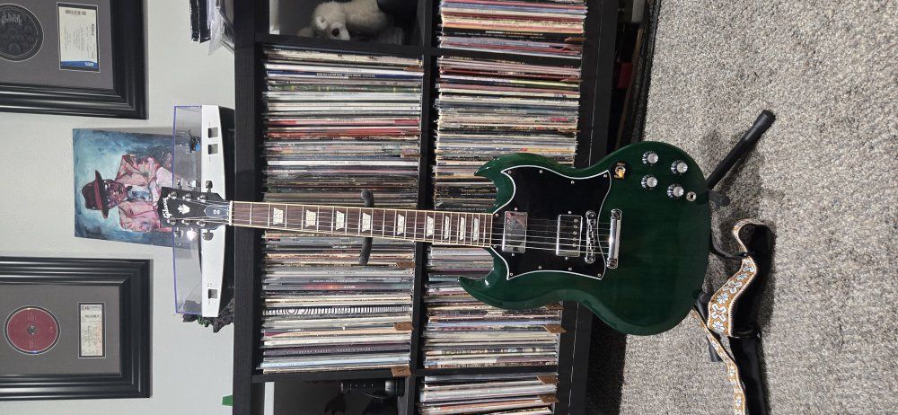 Gibson SG standard