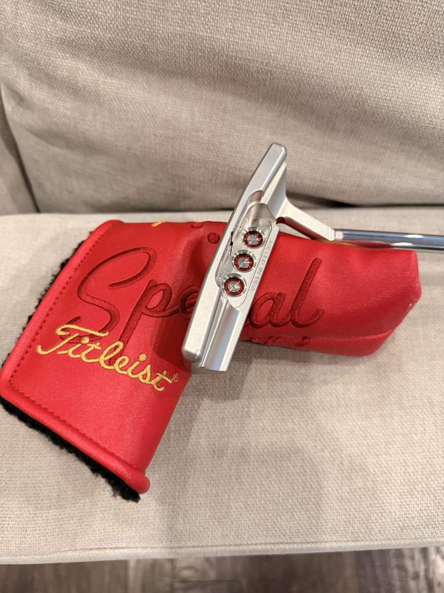 Brand New Scotty Cameron Newport Special Select 2.5 Putter