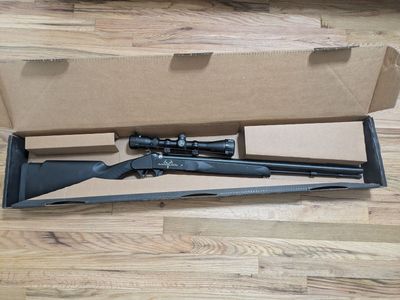 Traditions Buckstalker XT 50 cal with scope. 300 obo!