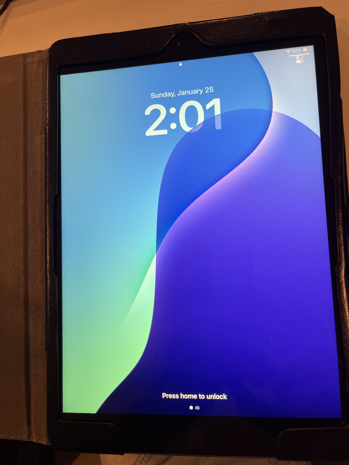 7th-Gen Apple iPad (10.2″, 128 GB) — Very Good Condition