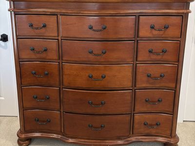 Wood dresser