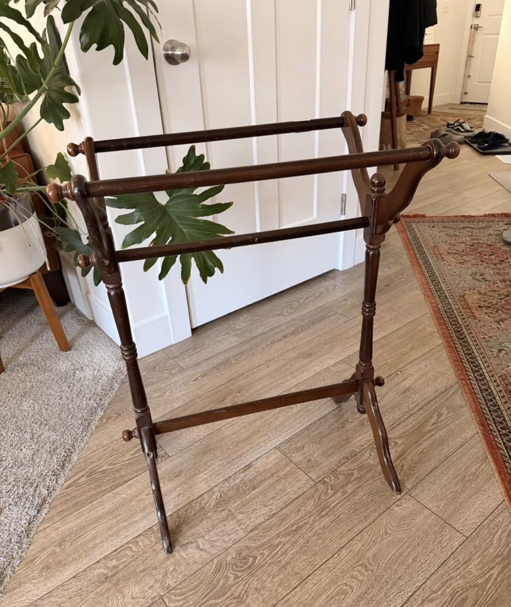Vintage Wooden Quilt Rack / Blanket Stand - Dark Wood Finish