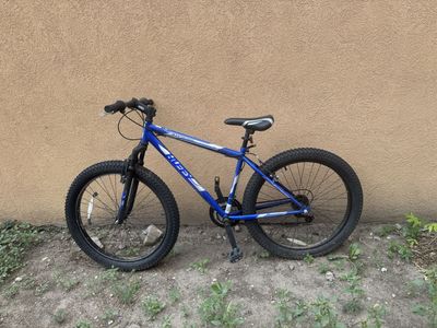 Huffy 3.0 Fortress Blue Mountain Bike 26” wheels