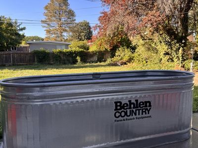 Behlen Country 169 Gallon Galvanized Steel Round End Stock Tank Farm & Ranch Equipment RE-226