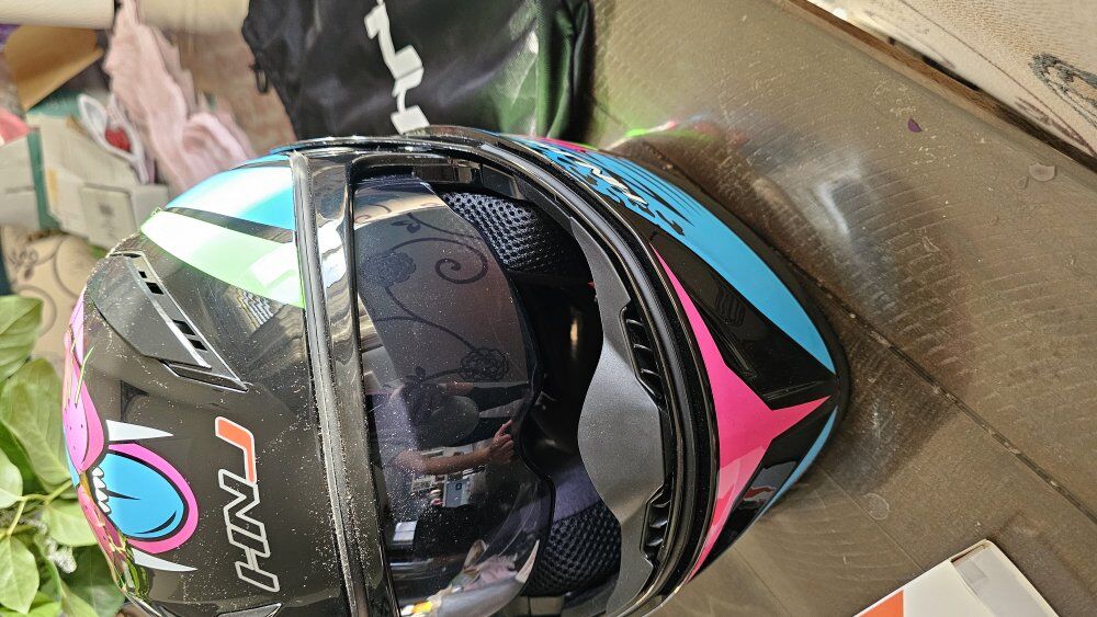 Bluetooth modular Women's helmet