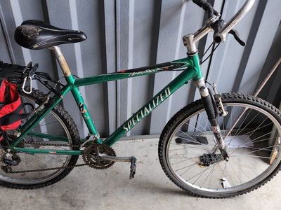 Specialized Hardrock Mountain Bike - Green, Full Suspension, with Rear Rack & Bag