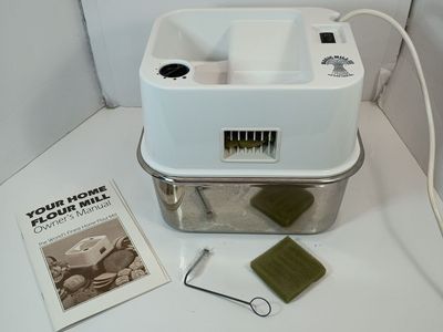 Magic Mill III Plus High Speed Mill Grinder Flour Wheat Grains Oats Working