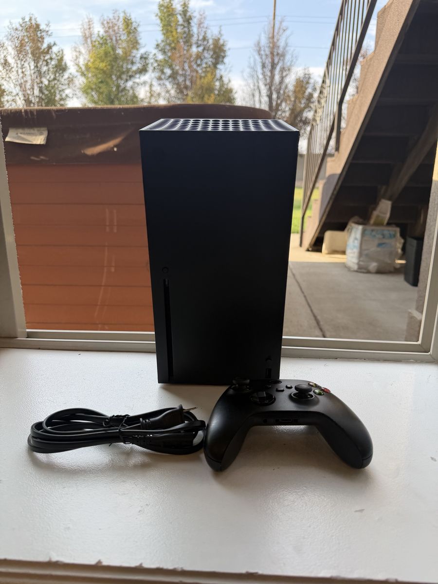 Microsoft Xbox Series X 1TB Gaming Console - Black with Wireless Controller & Power Cable