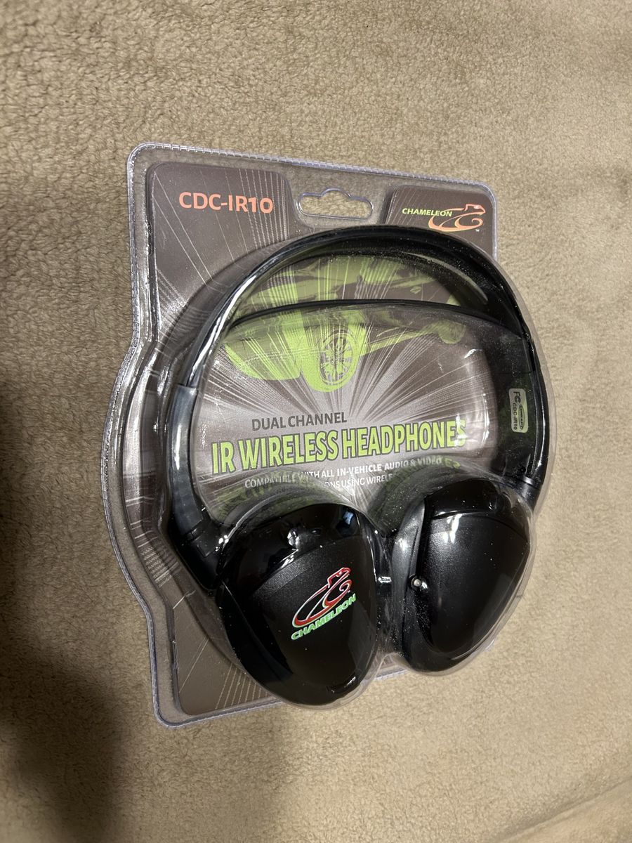 Concept Chameleon CDC-IR10 headphones