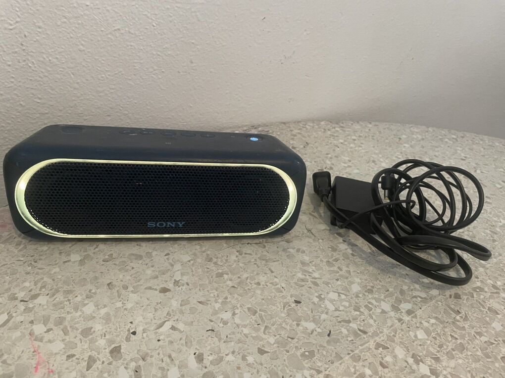 Sony speaker Bluetooth