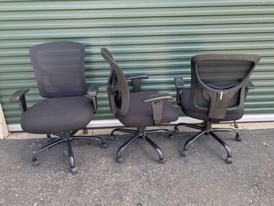 3 BLACK HEAVY DUTY BIG MAN CHAIRS