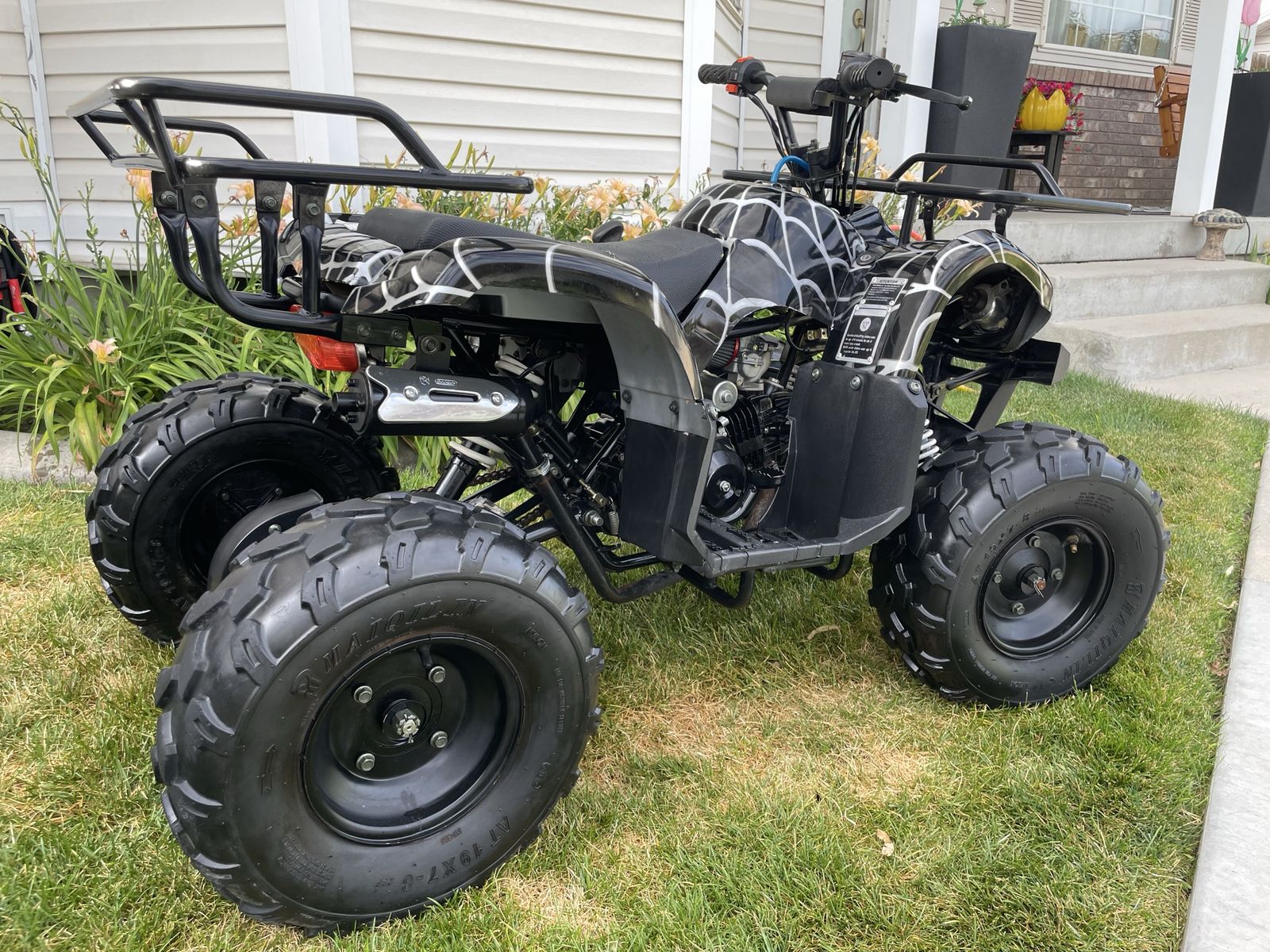 Kids 125cc Black & White Spiderweb ATV Quad - Gently Used, Great Condition