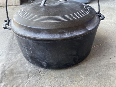 Wagner Ware Sidney Dutch oven #1269 A