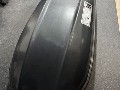 Yakima Skybox 16 Carbonite