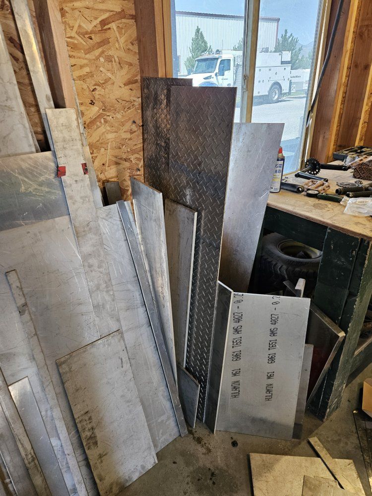 Main image 4