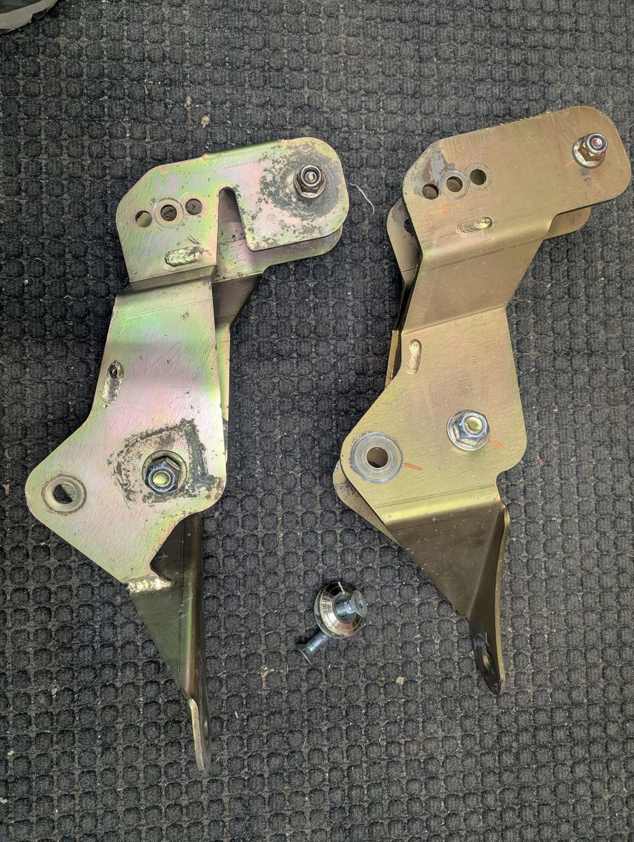 Metalcloak Front Drop Brackets - Jeep Wrangler JL Gladiator JT