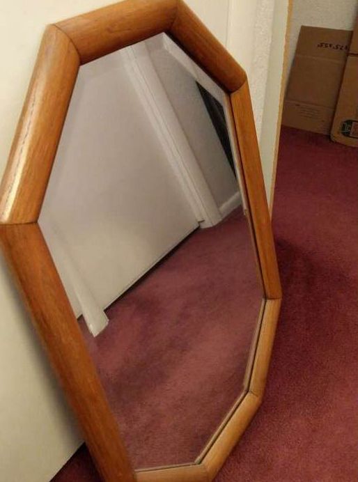 mirrors (5) in total